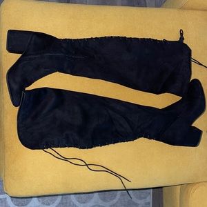 Wild Diva size 8 lace up boots